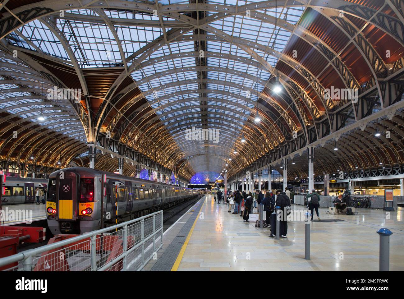 Heathrow Express Paddington Station London GWR Stock Photo Alamy