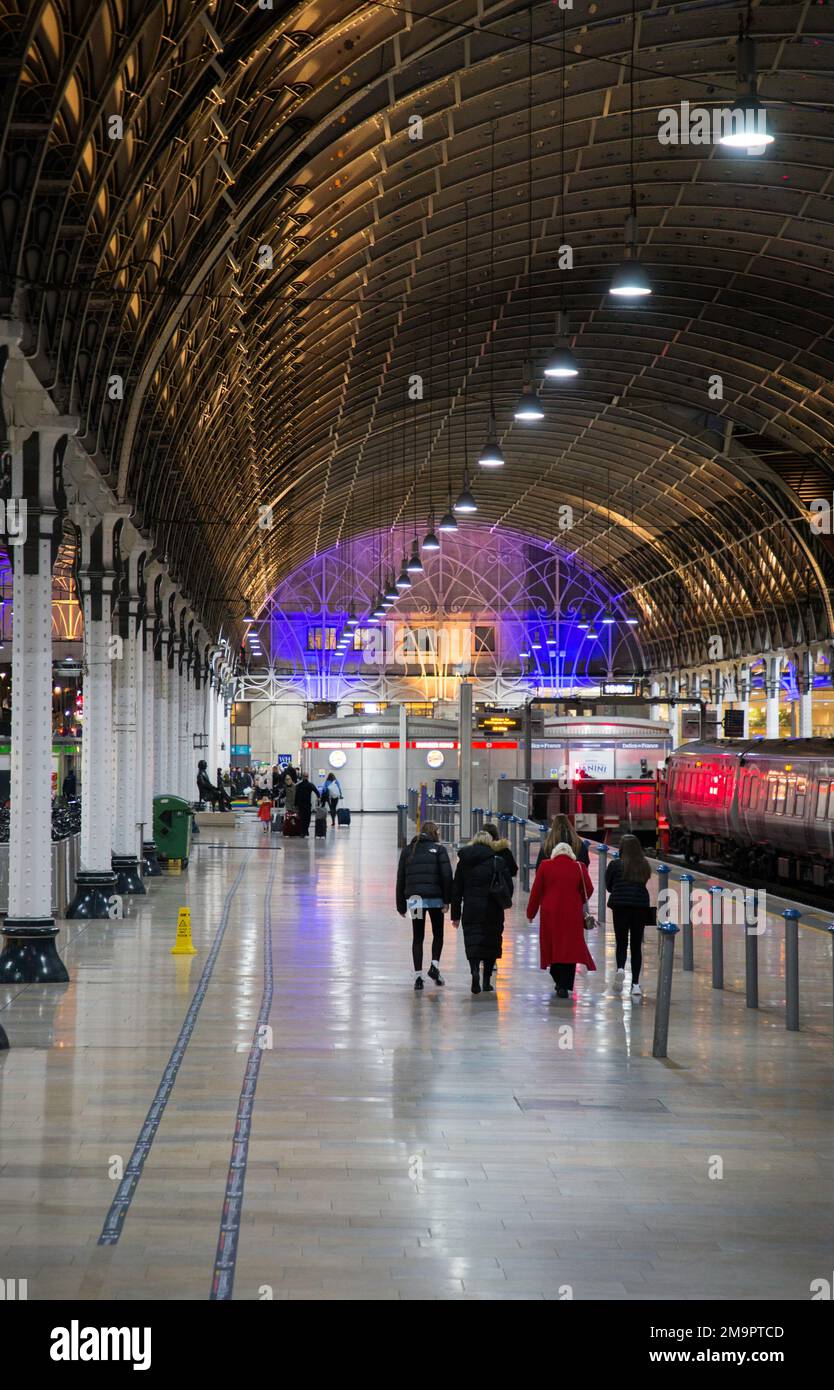 Paddington Station London GWR Stock Photo Alamy