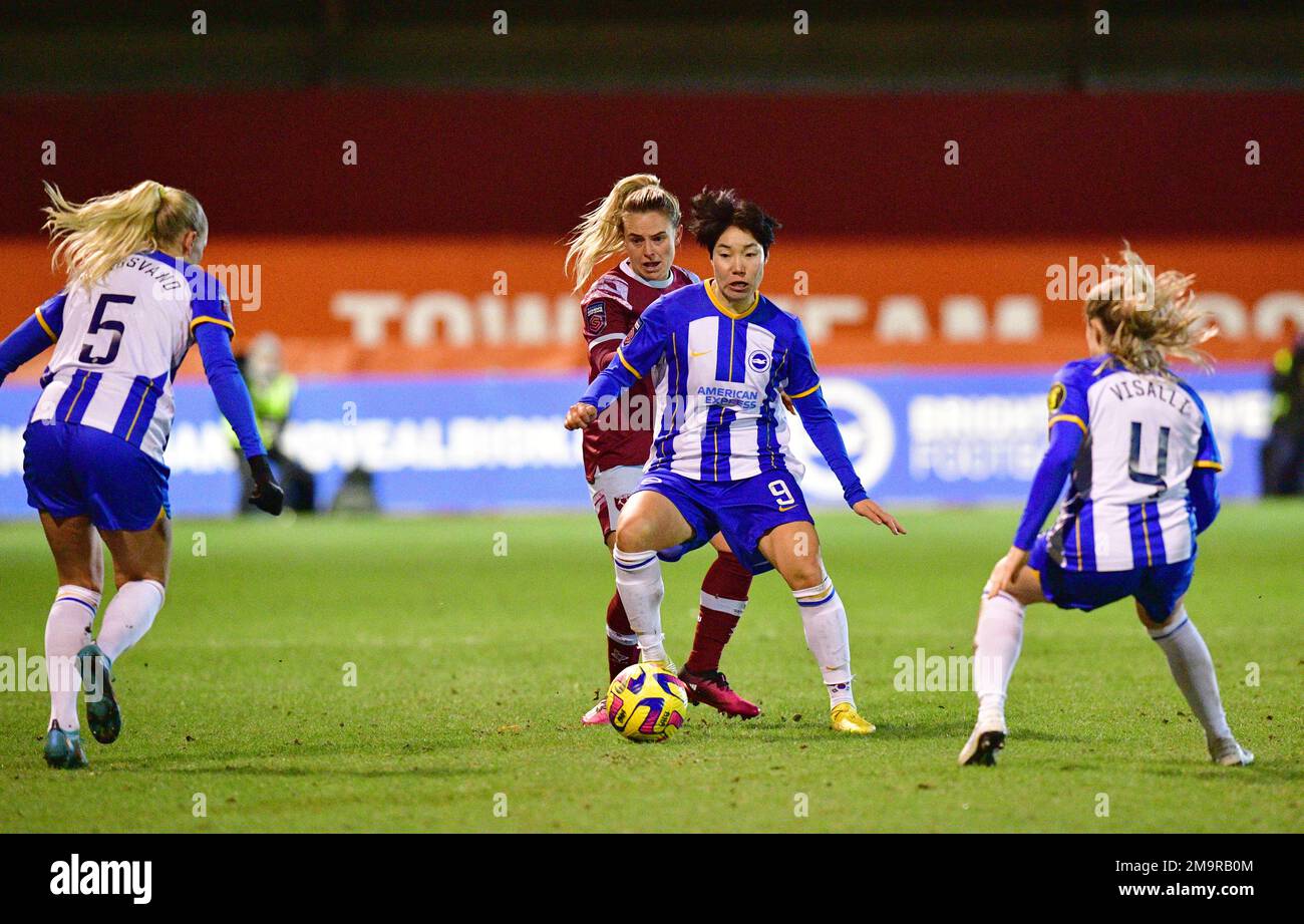 Crawley, UK. 18th Jan, 2023. Lee Geum-Min of Brighton and Hove Albion controls the ball during the FA Women's League Cup Group C match between Brighton & Hove Albion Women and West Ham United Ladies at The People's Pension Stadium on January 18th 2023 in Crawley, United Kingdom. (Photo by Jeff Mood/phcimages.com) Credit: PHC Images/Alamy Live News Stock Photo