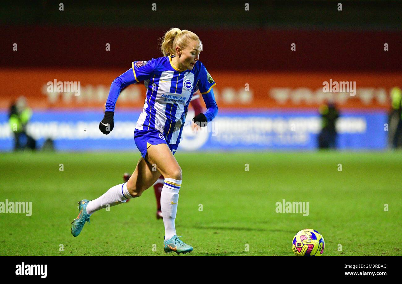 Crawley, UK. 18th Jan, 2023. Guro Bergsvand of Brighton and Hove Albion runs with the ball during the FA Women's League Cup Group C match between Brighton & Hove Albion Women and West Ham United Ladies at The People's Pension Stadium on January 18th 2023 in Crawley, United Kingdom. (Photo by Jeff Mood/phcimages.com) Credit: PHC Images/Alamy Live News Stock Photo