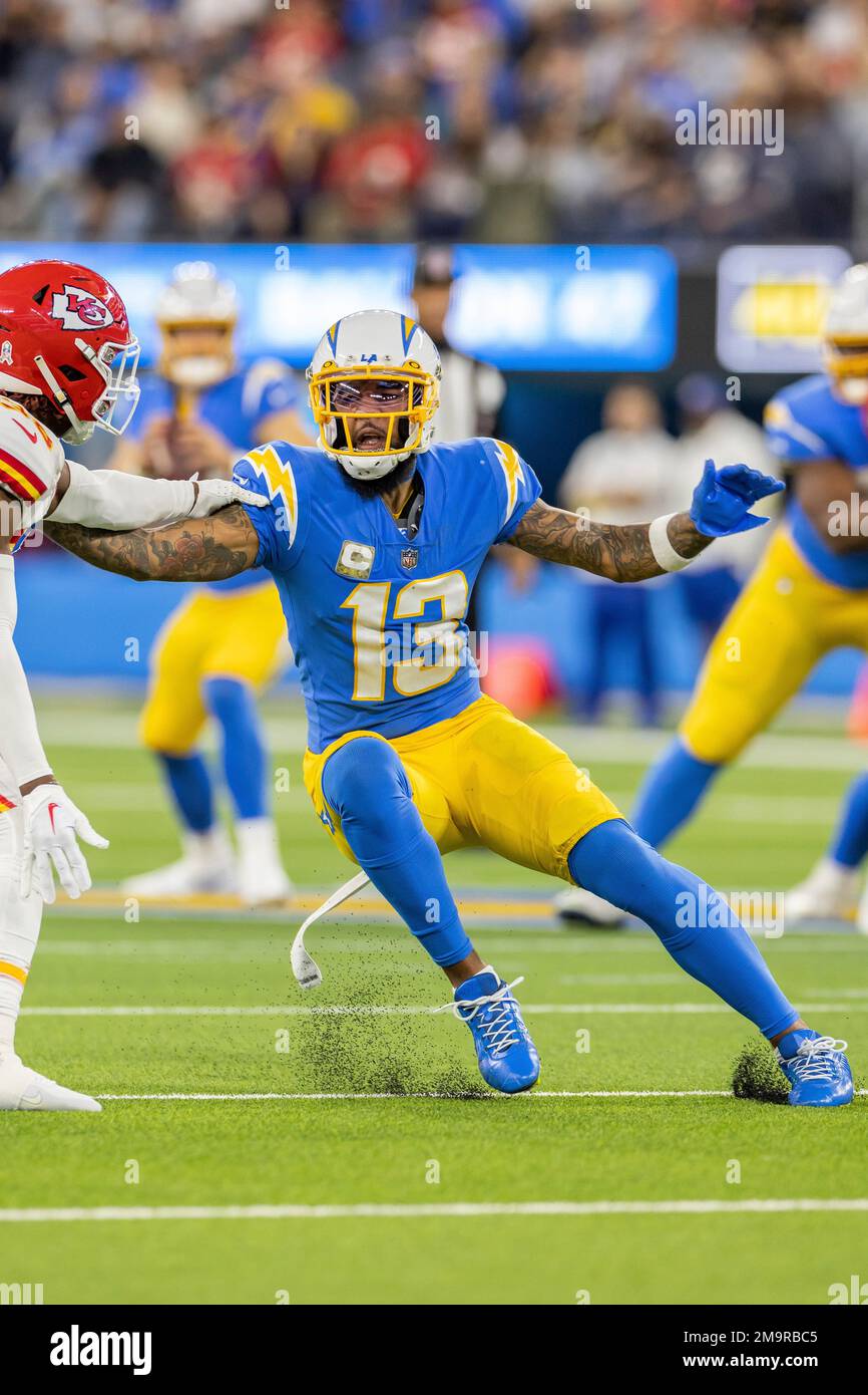 Los Angeles Chargers wide receiver Keenan Allen (13) against the Kansas