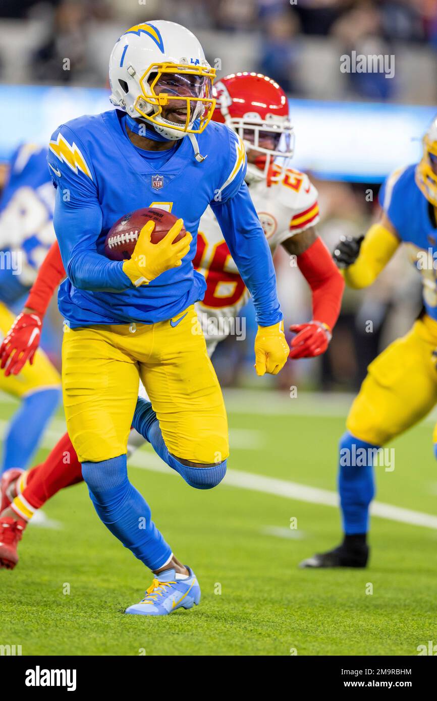 Los Angeles Chargers wide receiver DeAndre Carter (1) returns a kickoff