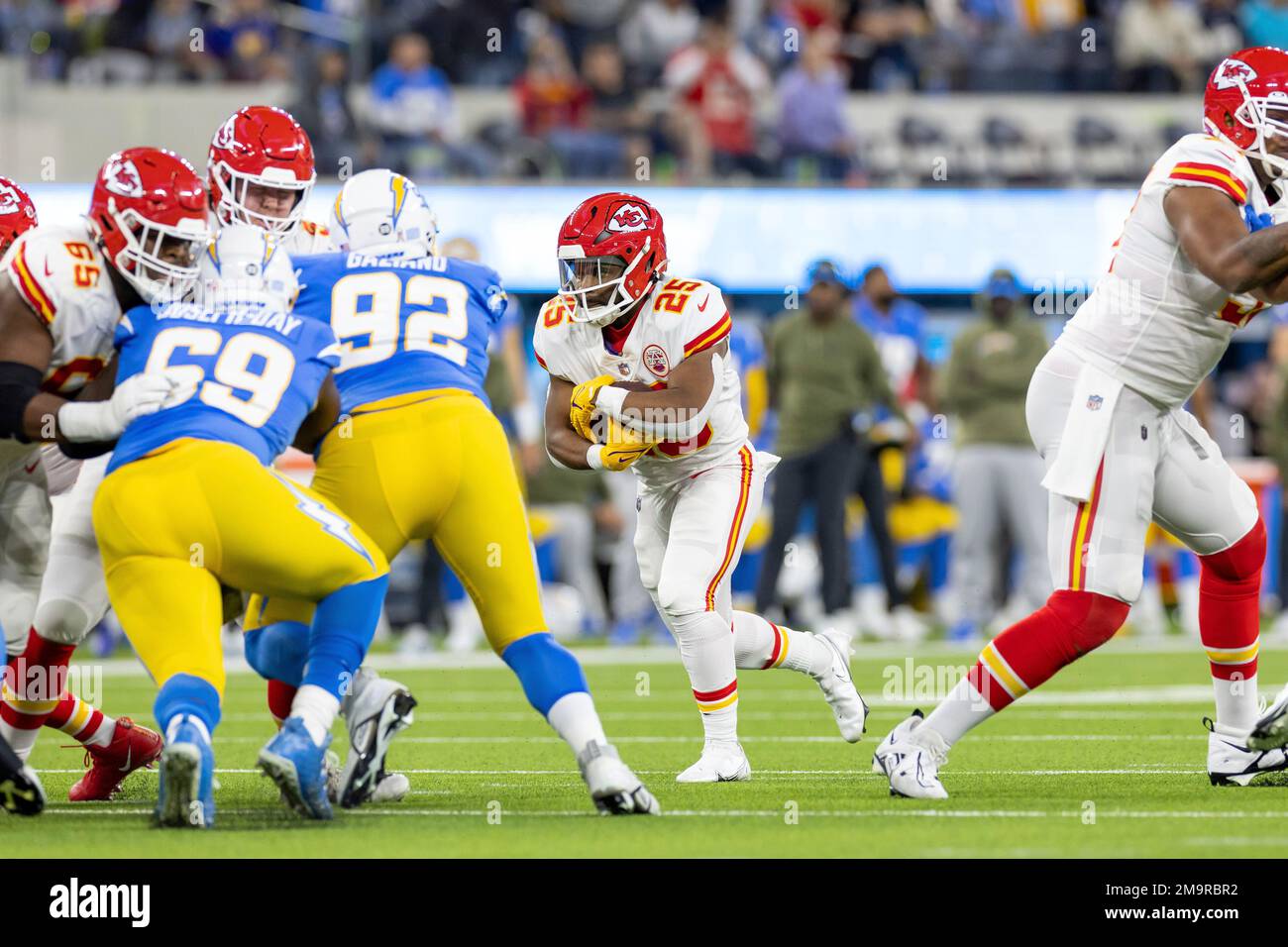 Kansas City Chiefs running back Clyde EdwardsHelaire (25) runs the