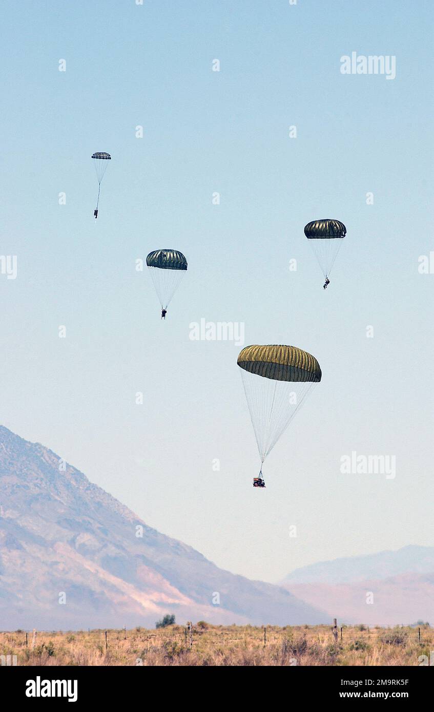 Combat rescue teams hi-res stock photography and images - Alamy