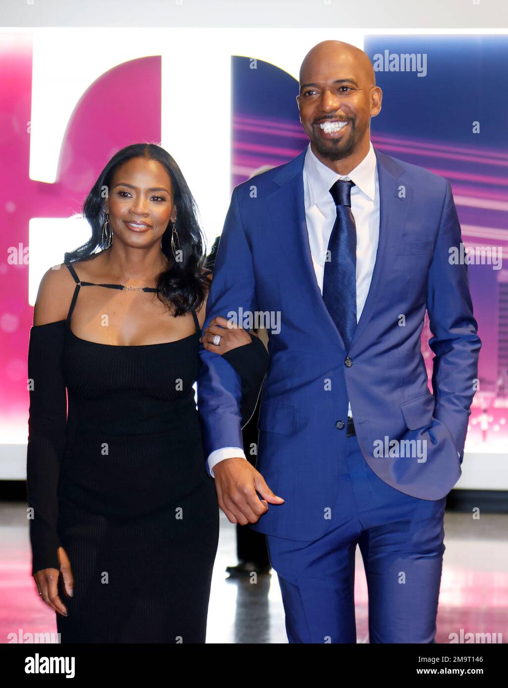 Former Connecticut great, Richard Hamilton, left, and his wife T.J. Lottie  pose for photos after arriving at a National Collegiate Basketball Hall of  Fame induction event, Sunday, Nov. 20, 2022, in Kansas
