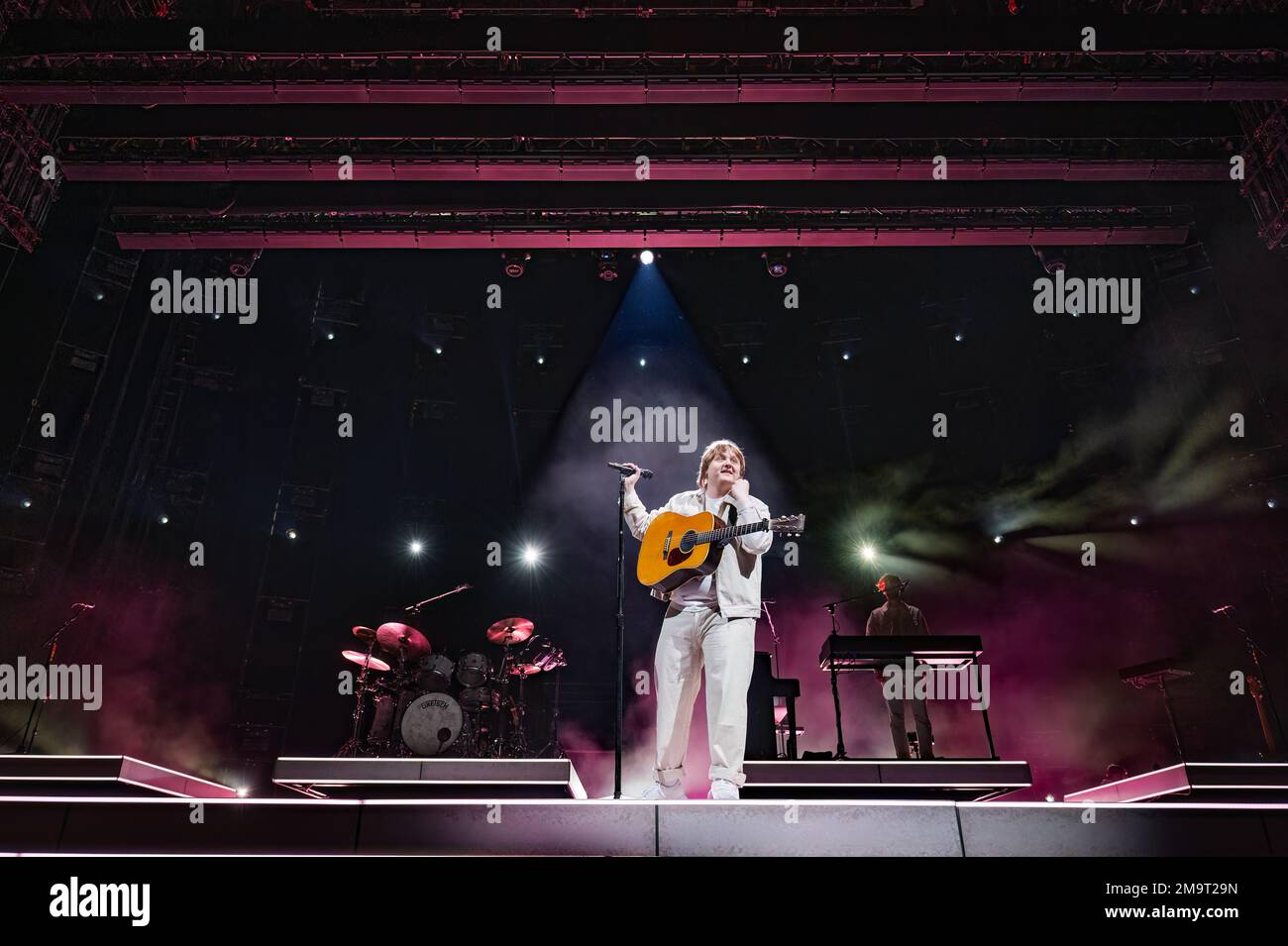 Manchester, UK. 18th January 2023. Lewis Capaldi performs at AO Arena,  Manchester. 2023-01-18. Credit:  Gary Mather/Alamy Live News Credit: Gary Mather/Alamy Live News Stock Photo