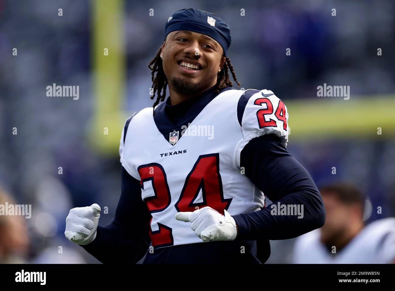 Houston Texans cornerback Derek Stingley Jr. (24) warms up before ...