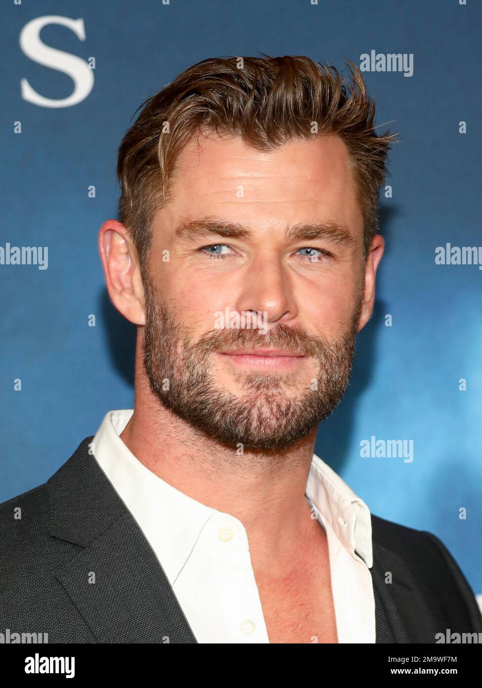 Actor Chris Hemsworth attends the premiere of National Geographic's