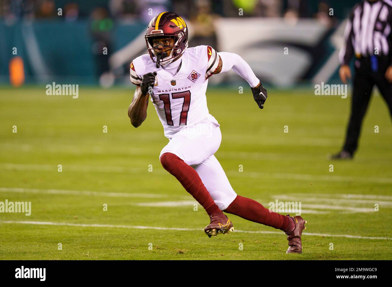 Washington Commanders wide receiver Terry McLaurin (17) in action