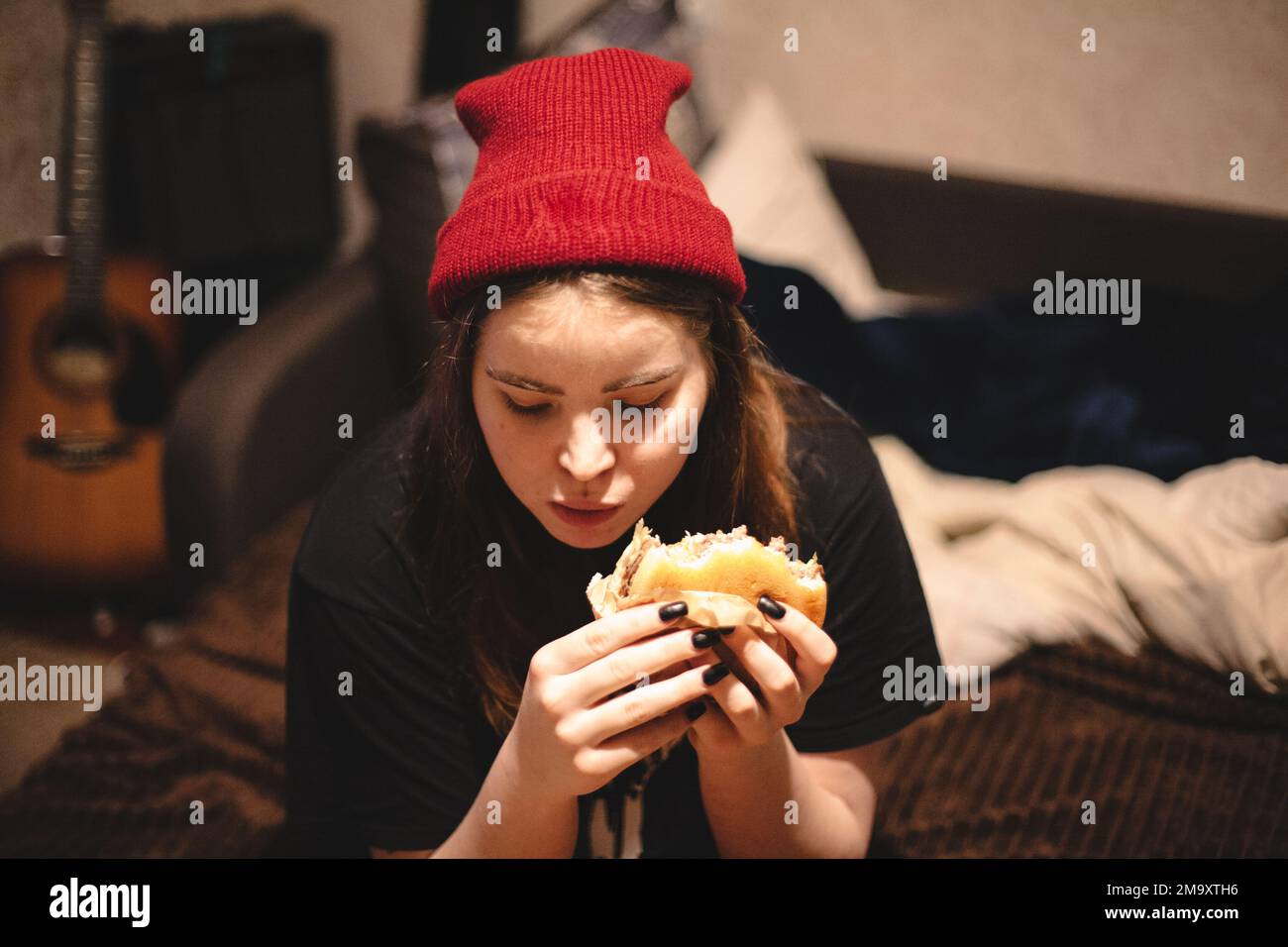 Girl woman teen female hi-res stock photography and images - Alamy