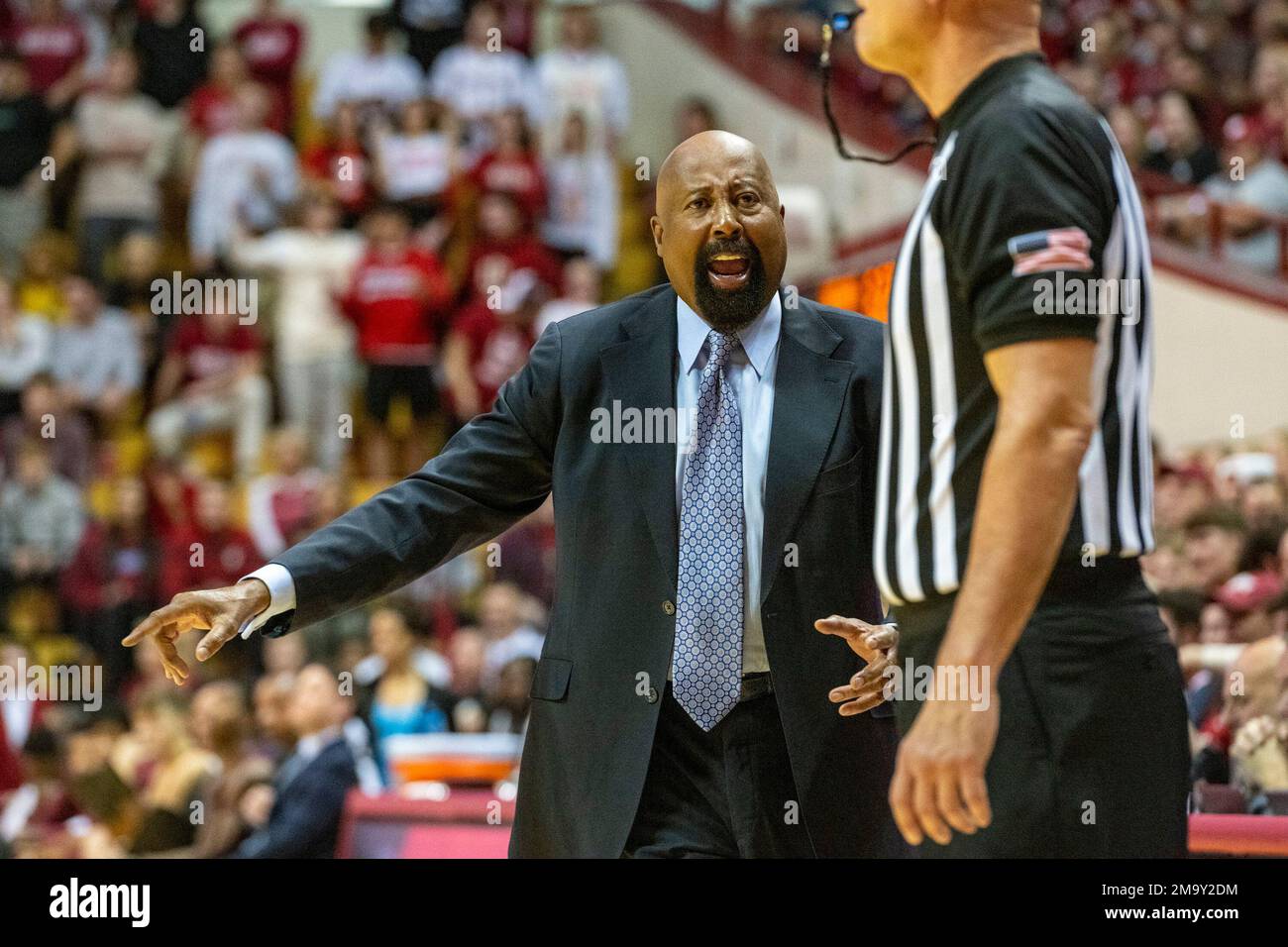 Indiana coach Mike Woodson talks to a referee during the first half of