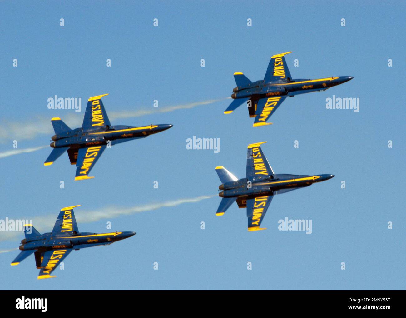 Us Navy Blue Angels Preforming Precision Aerial Maneuvers Stock Photo -  Download Image Now - iStock