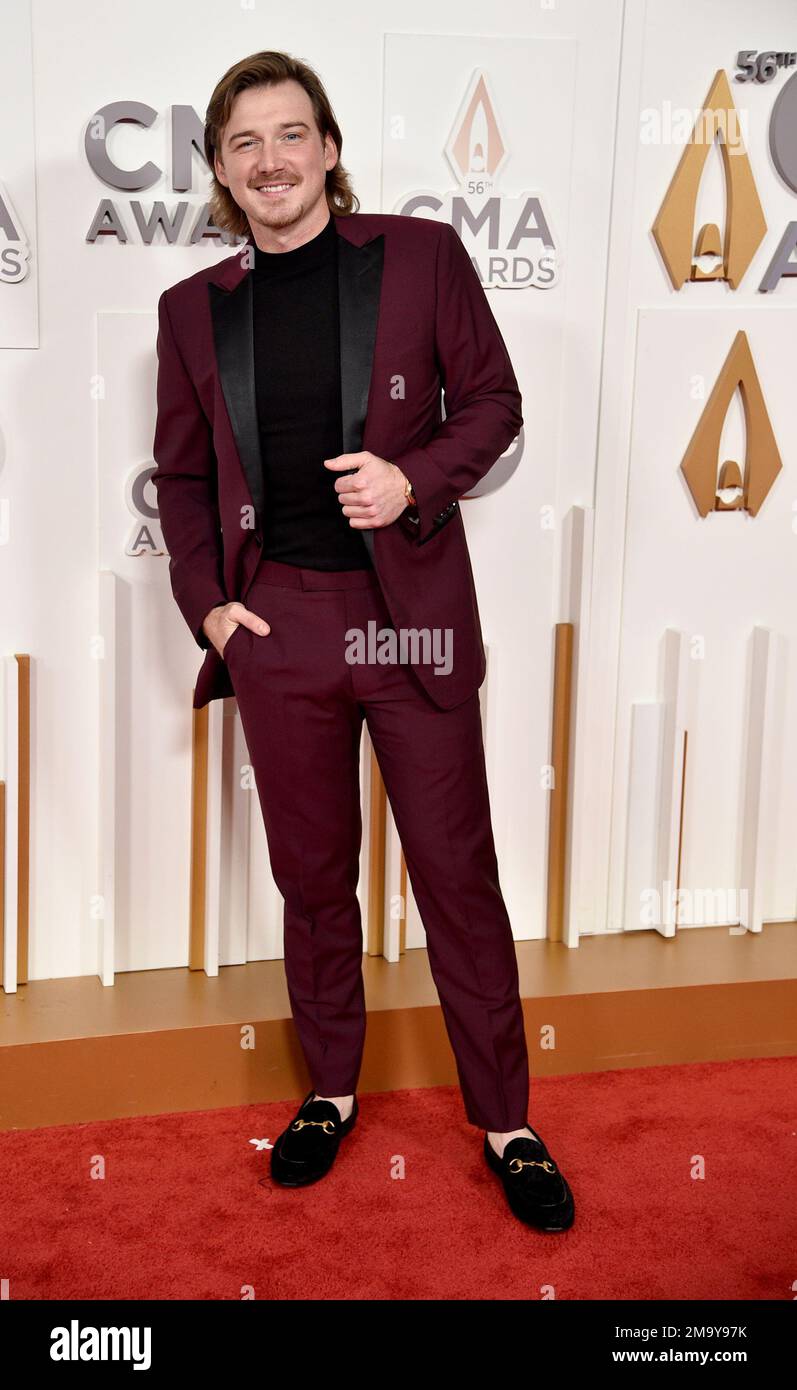 Wallen arrives at the 56th Annual CMA Awards on Wednesday, Nov