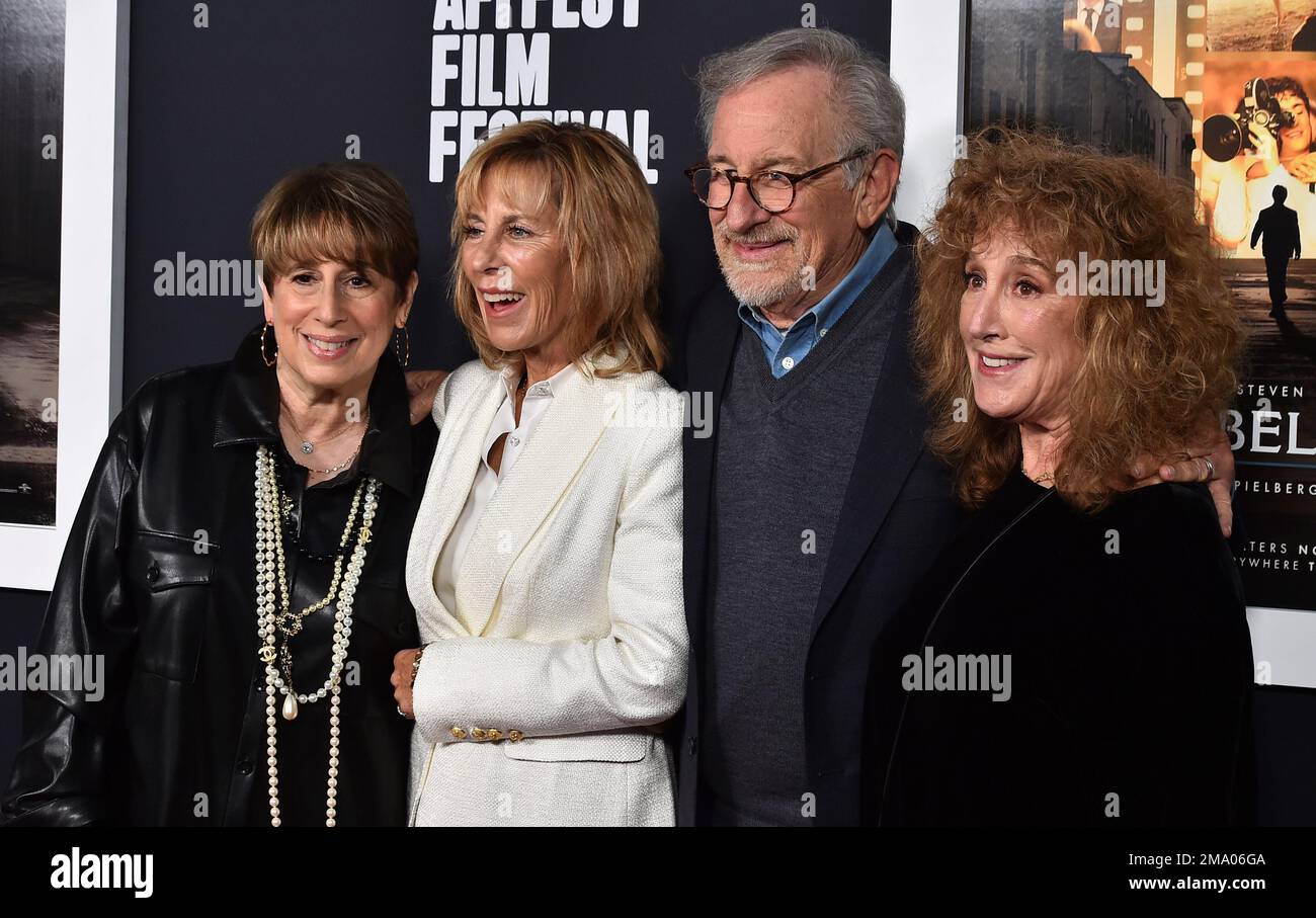 Sue Spielberg, Anne Spielberg, Steven Spielberg and Nancy Spielberg