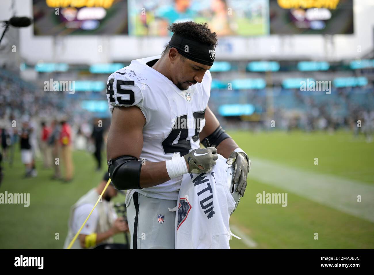 Las Vegas Raiders fullback Jakob Johnson (45) heads to the field before an  NFL football game against the Jacksonville Jaguars, Sunday, Nov. 6, 2022,  in Jacksonville, Fla. (AP Photo/Phelan M. Ebenhack Stock