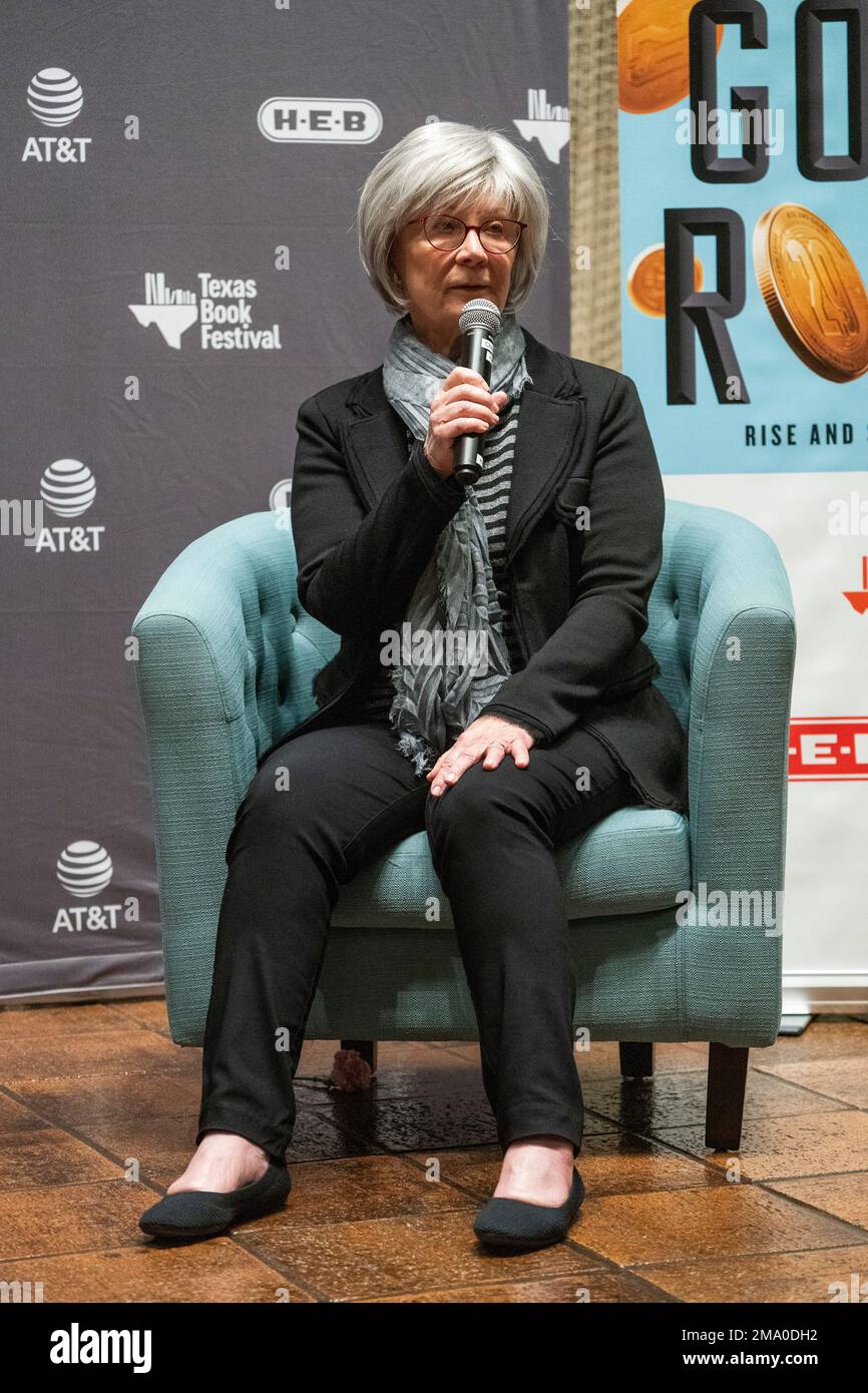 Janet Evanovich Is Seen At First Baptist Church Austin During The The the-king-s-ransom-janet-evanovich-1-nyt-bestselling-author