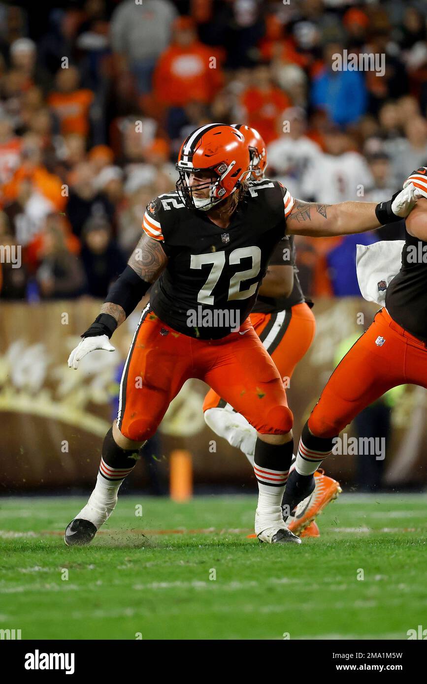 Cleveland Browns guard Hjalte Froholdt (72) lines up for a play during an  NFL football game against the Tampa Bay Buccaneers, Sunday, Nov. 27, 2022,  in Cleveland. (AP Photo/Kirk Irwin Stock Photo - Alamy