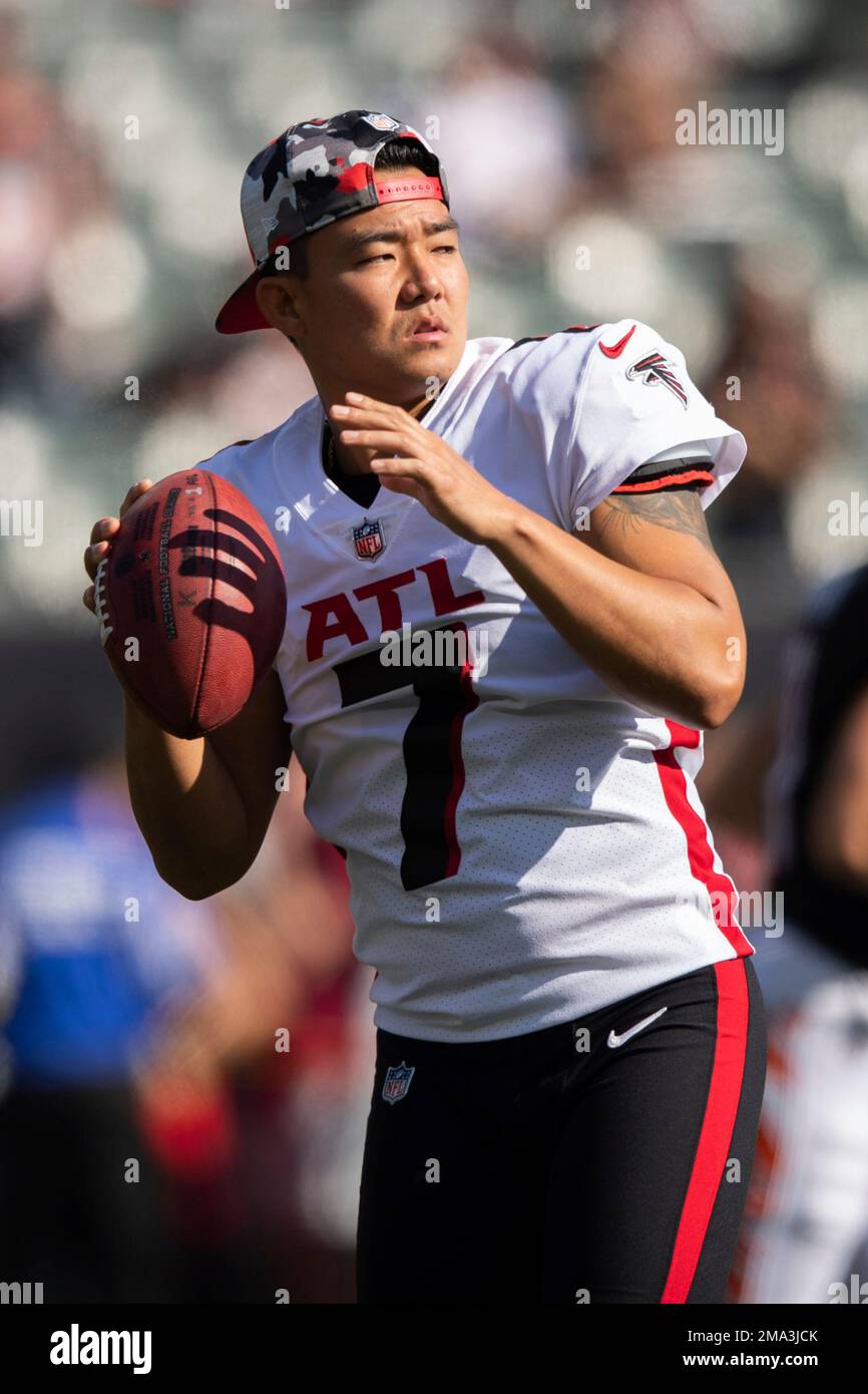 Los Angeles Rams safety Taylor Rapp (24) and Atlanta Falcons place kicker Younghoe  Koo (7) swap jerseys after an NFL game, Sunday, Sept. 18, 2022, in Stock  Photo - Alamy