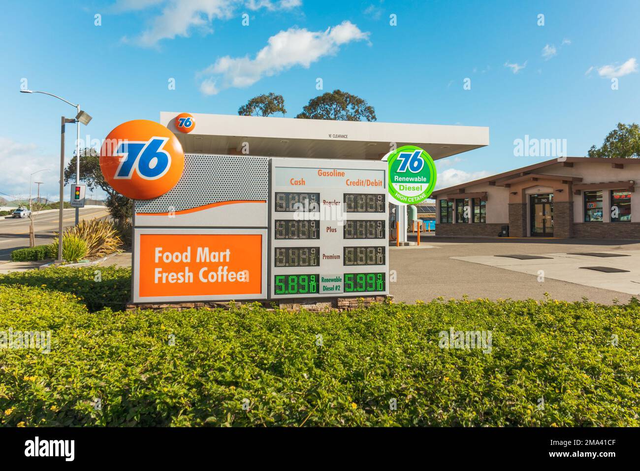 76 gas station hires stock photography and images Alamy