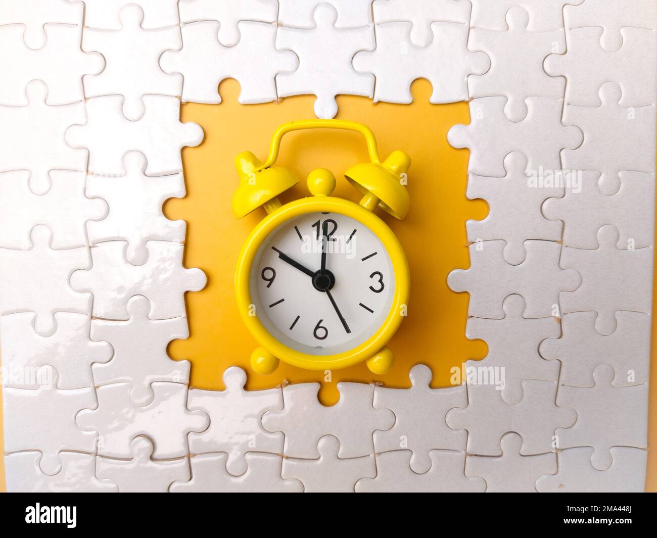 Jigsaw puzzle piece clock hi-res stock photography and images - Page 2 -  Alamy