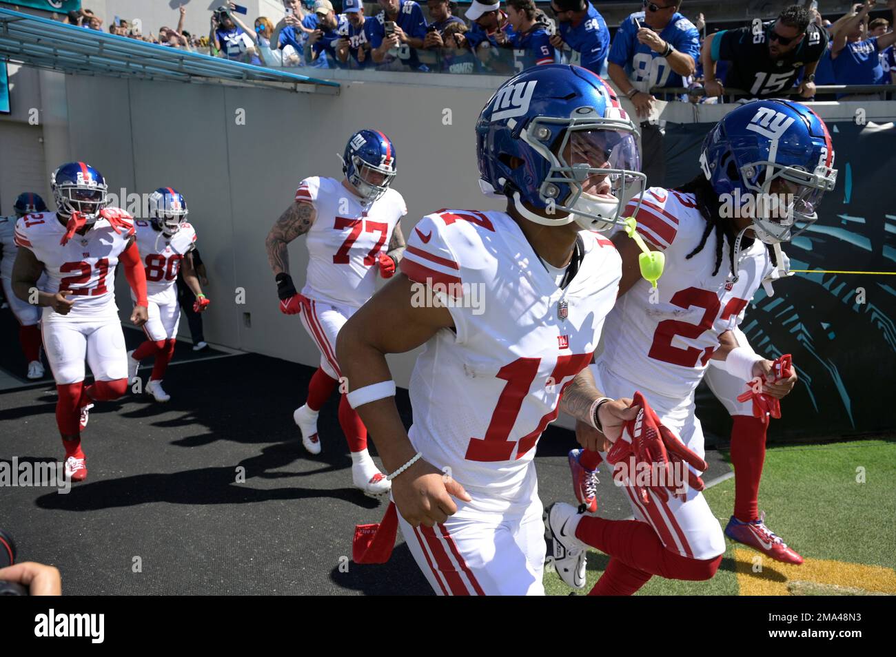 New York Giants wide receiver Wan'Dale Robinson (17) and running back
