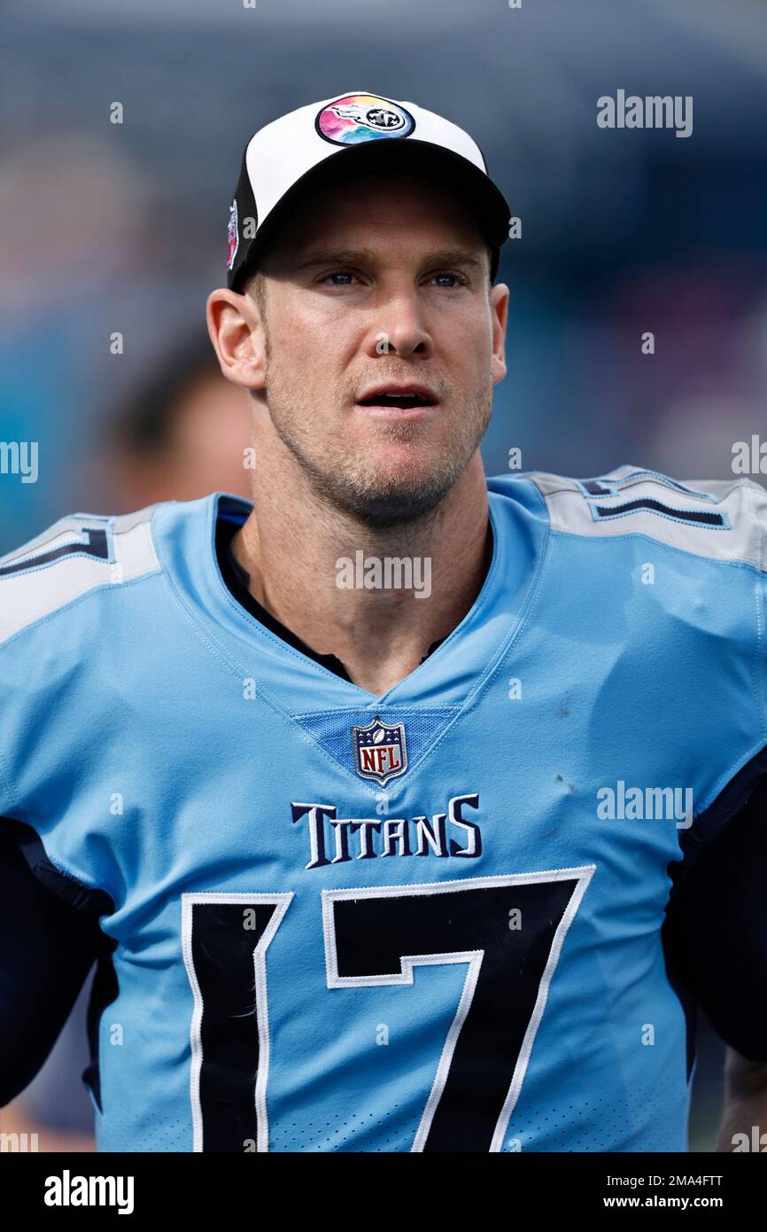 Tennessee Titans quarterback Ryan Tannehill (17) takes a break during