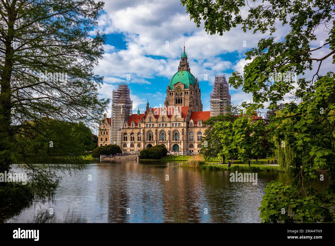 Neues Rathaus in Hannover vom Maschpark aus fotografiert / New Town Hall in Hanover, Germany Stock Photo