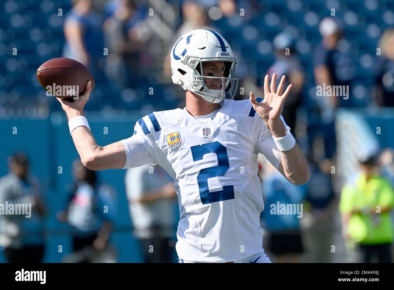 Indianapolis Colts quarterback Matt Ryan warms up before the start of ...