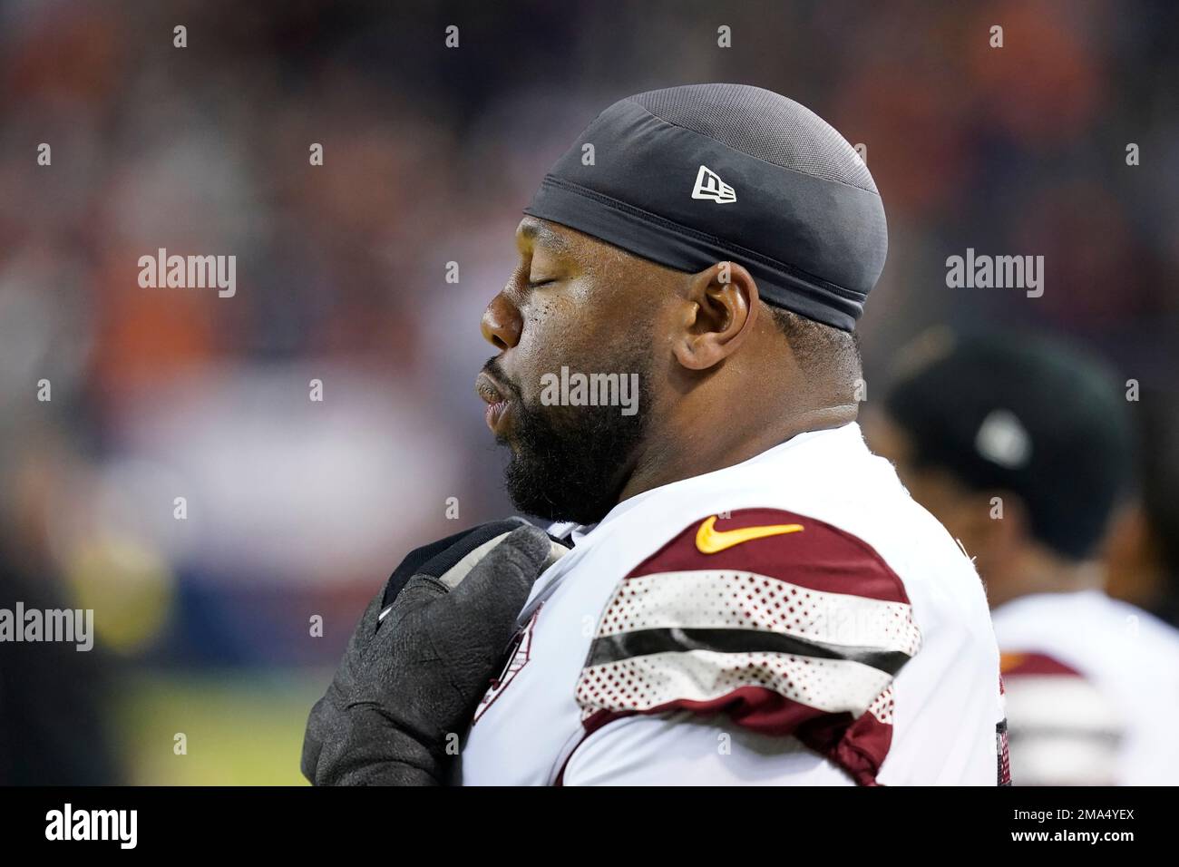 Washington Commanders offensive tackle Charles Leno Jr. (72) looks