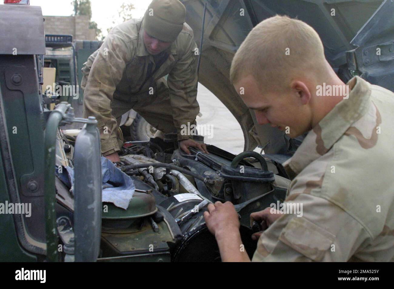 041214-M-2353F-007. Base: Camp Fallujah State: Al Anbar Country: Iraq (IRQ) Stock Photo