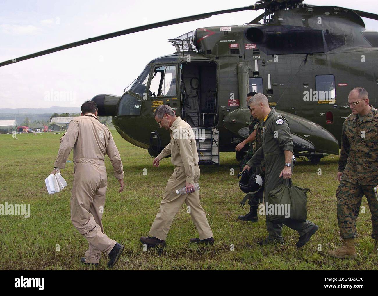02 Operation Unified Assistance Hi Res Stock Photography And Images Alamy