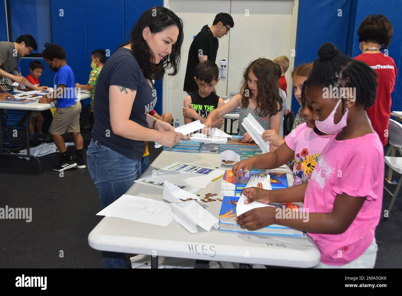 Precious Moments Sugar Town Set, image size:1300x958