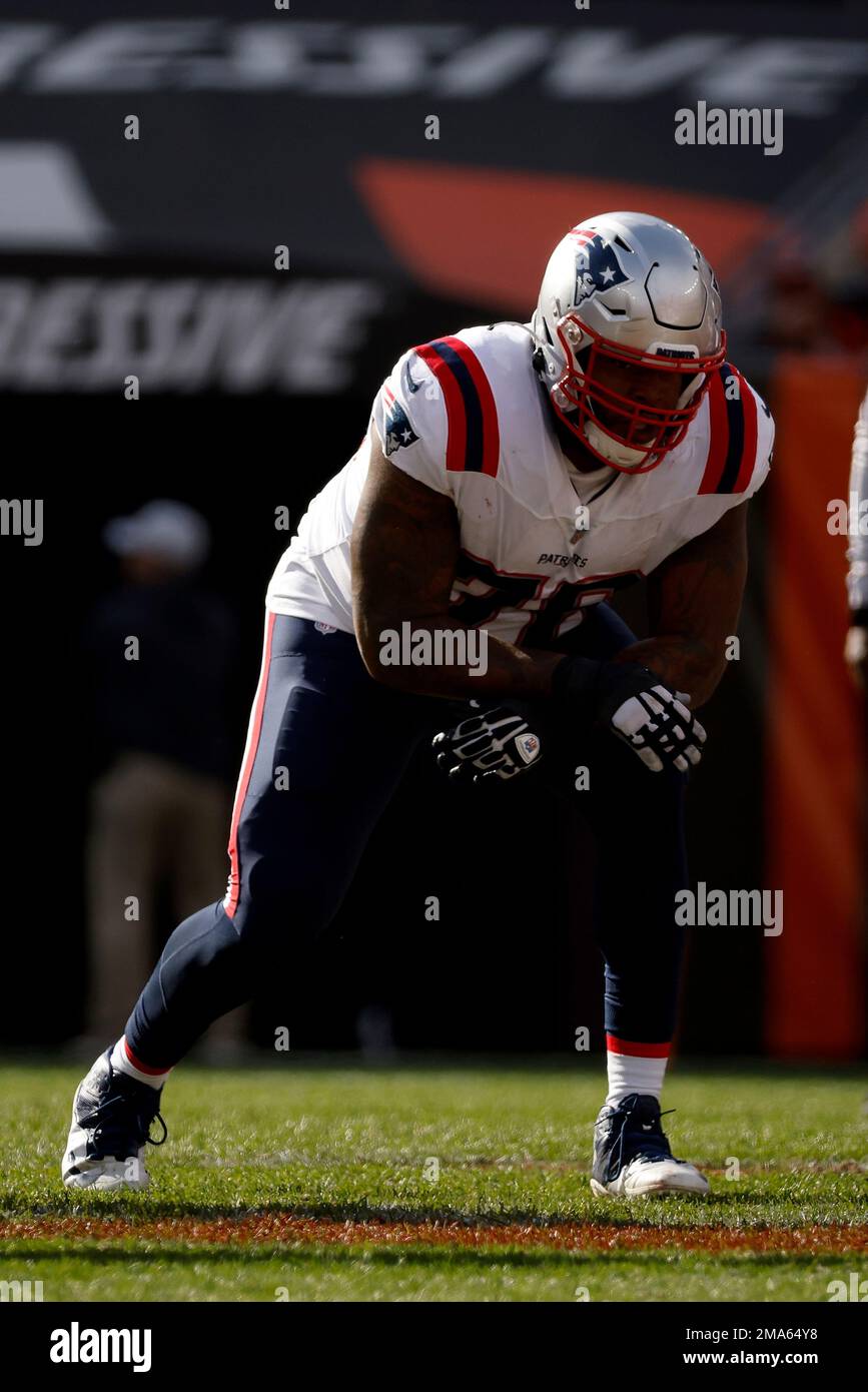 New England Patriots offensive tackle Isaiah Wynn (76) lines up
