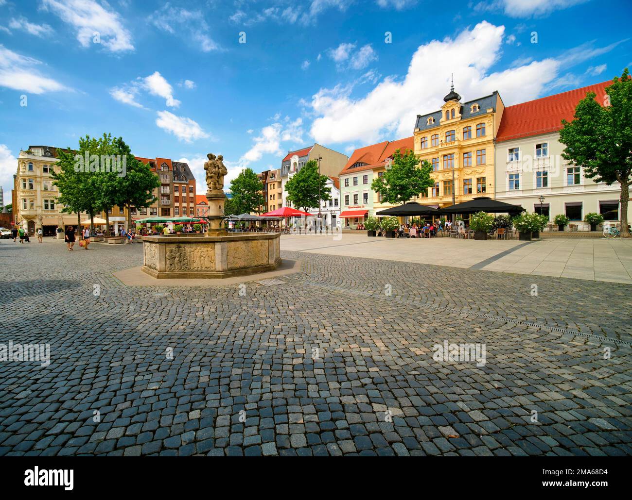 Altmarkt with market fountain by sculptor Johannes Peschel, Cottbus