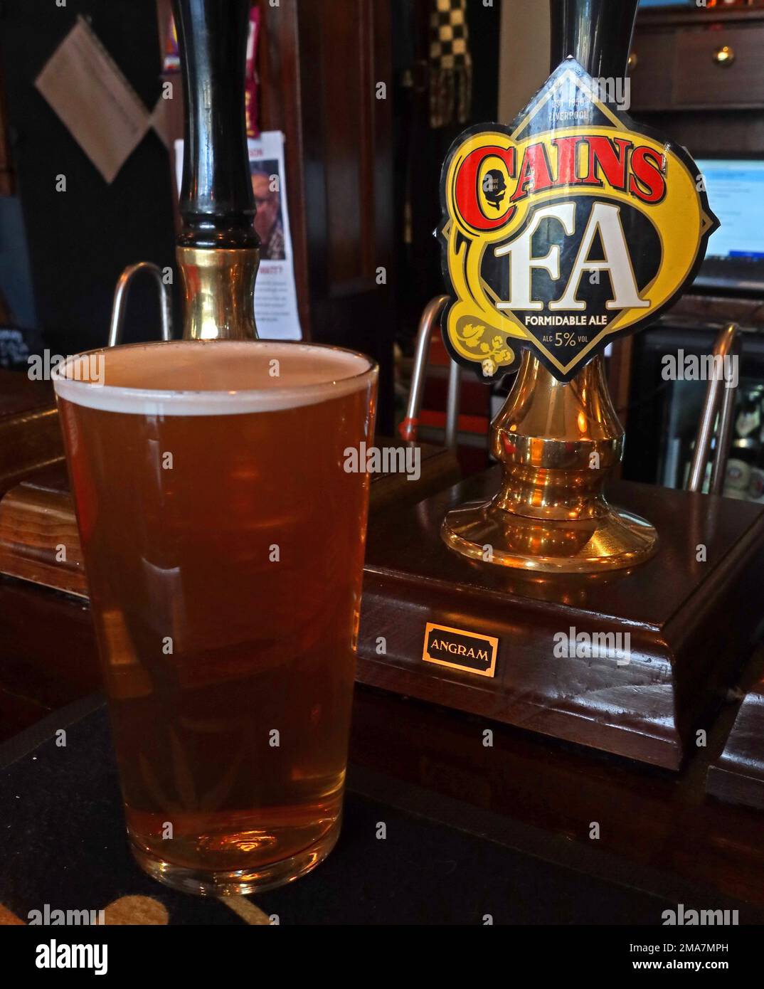 Cains FA Formidable Ale pump at Doctor Duncan's bar,St John's Ln, Queen Square, Liverpool,Merseyside,England,UK,L1 1HF Stock Photo