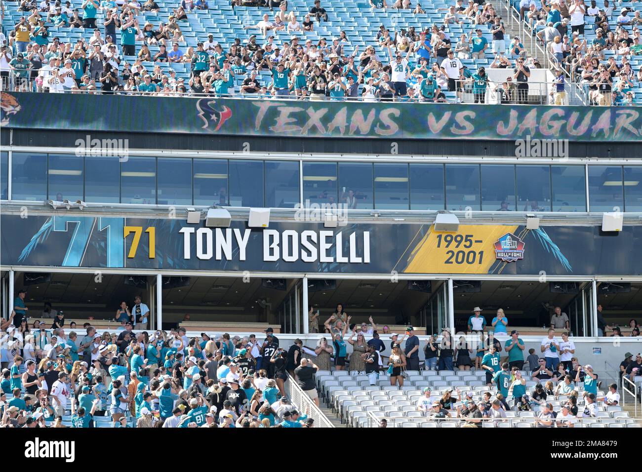 Former Jacksonville Jaguars offensive tackle Tony Boselli has his
