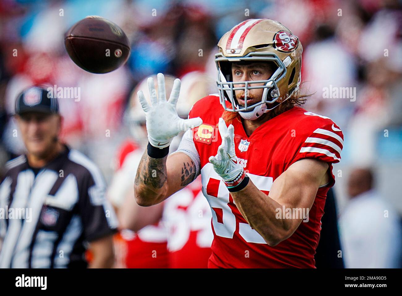 San Francisco 49ers tight end George Kittle (85) warms up before an NFL  football game against the Carolina Panthers on Sunday, Oct. 09, 2022, in  Charlotte, N.C. (AP Photo/Rusty Jones Stock Photo - Alamy