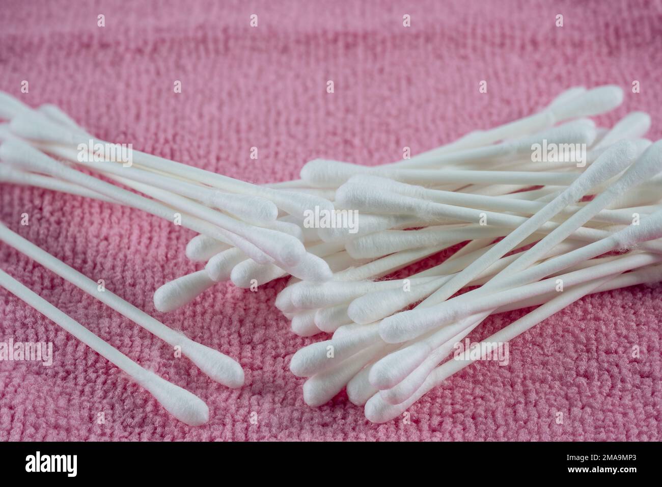 Q tips hires stock photography and images Alamy