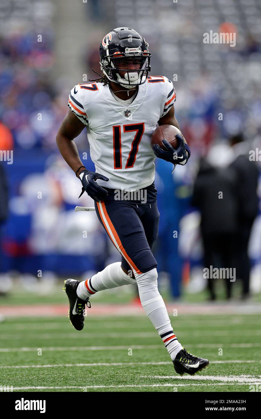 Chicago Bears wide receiver Ihmir Smith-Marsette (17) in action