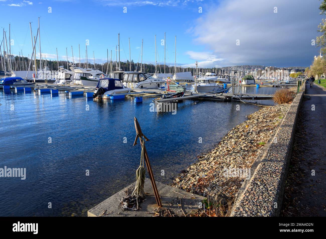 Pier in oslo hi-res stock photography and images - Alamy