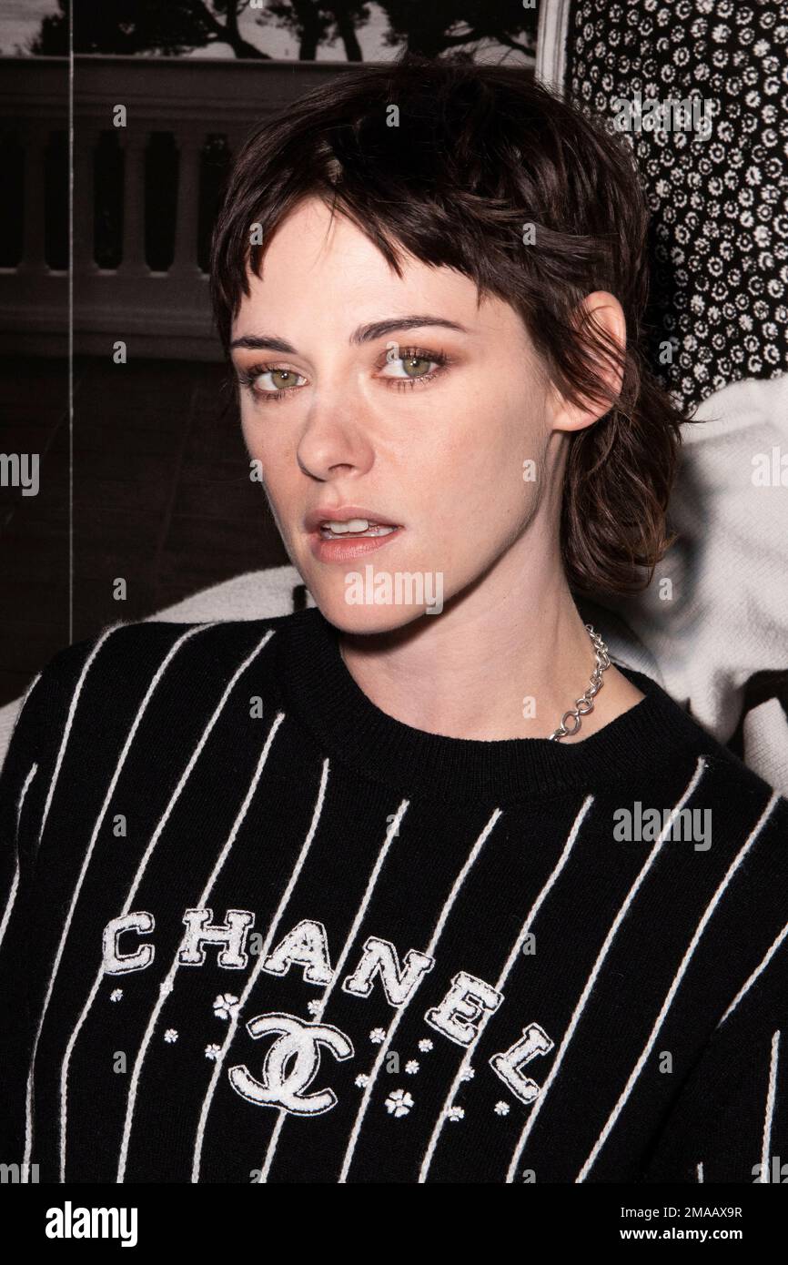 Kristen Stewart arrives for the Chanel ready-to-wear Spring/Summer 2023  fashion collection presented Tuesday, Oct. 4, 2022 in Paris. (Photo by  Vianney Le Caer/Invision/AP Stock Photo - Alamy