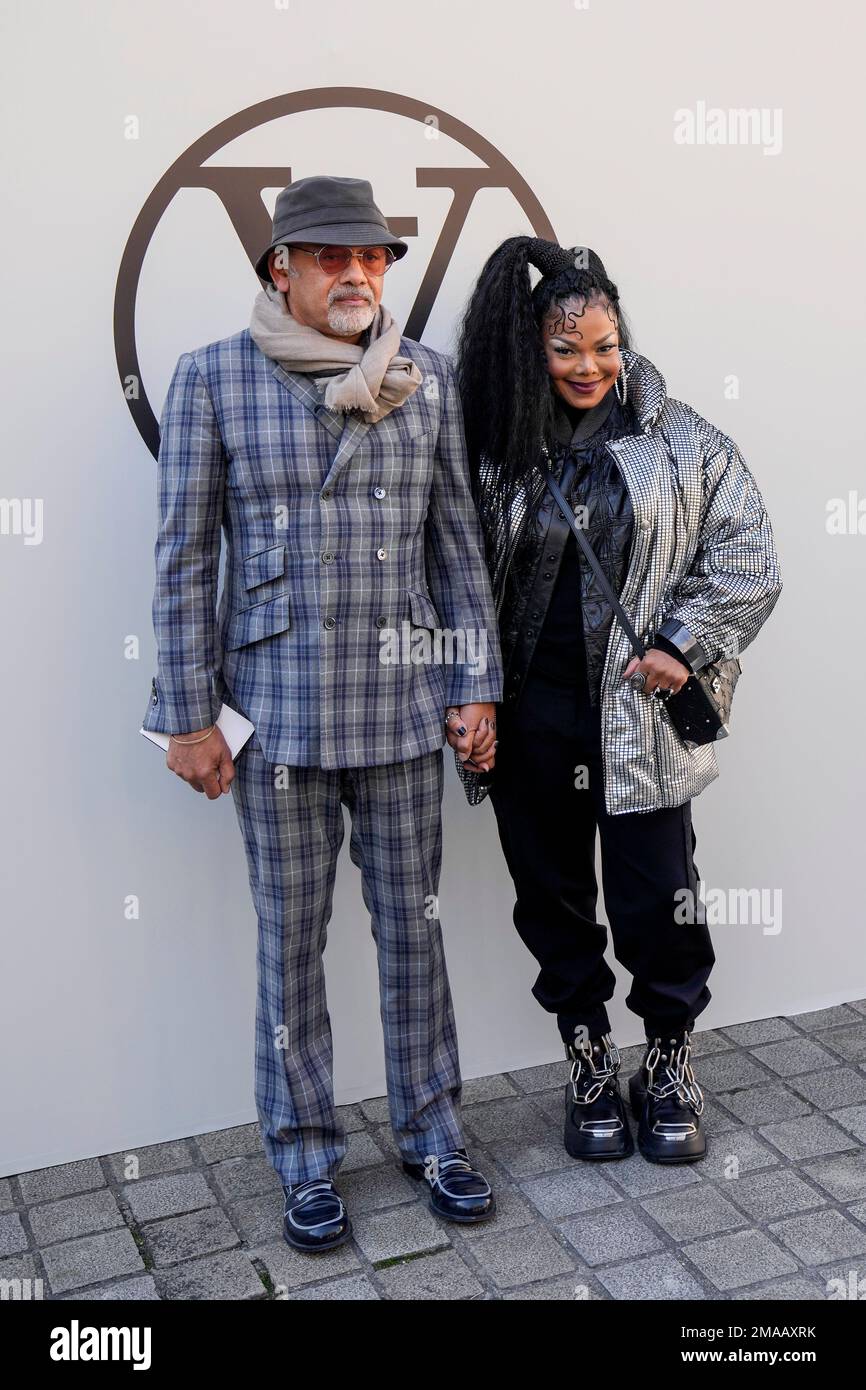 Designer Christian Louboutin, left, and Janet Jackson arrive for the Louis  Vuitton ready-to-wear Spring/Summer 2023 fashion collection presented  Tuesday, Oct. 4, 2022 in Paris. (AP Photo/Francois Mori Stock Photo - Alamy