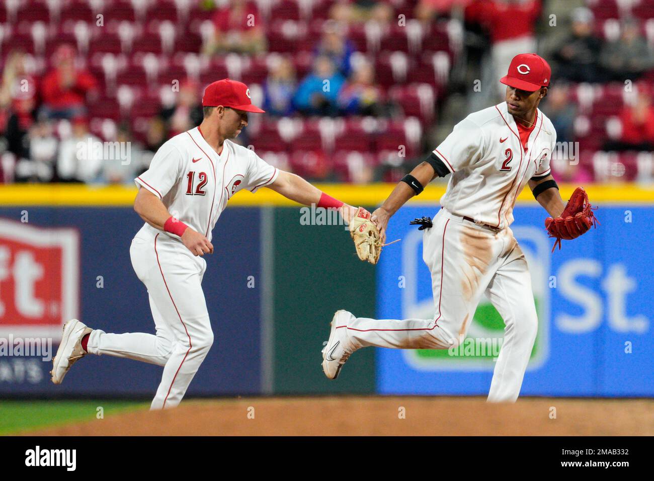 Pittsburgh Pirates second baseman Ji Hwan Bae plays against the Cincinnati  Reds during an opening day baseball game in Cincinnati, Thursday, March 30,  2023. (AP Photo/Jeff Dean Stock Photo - Alamy