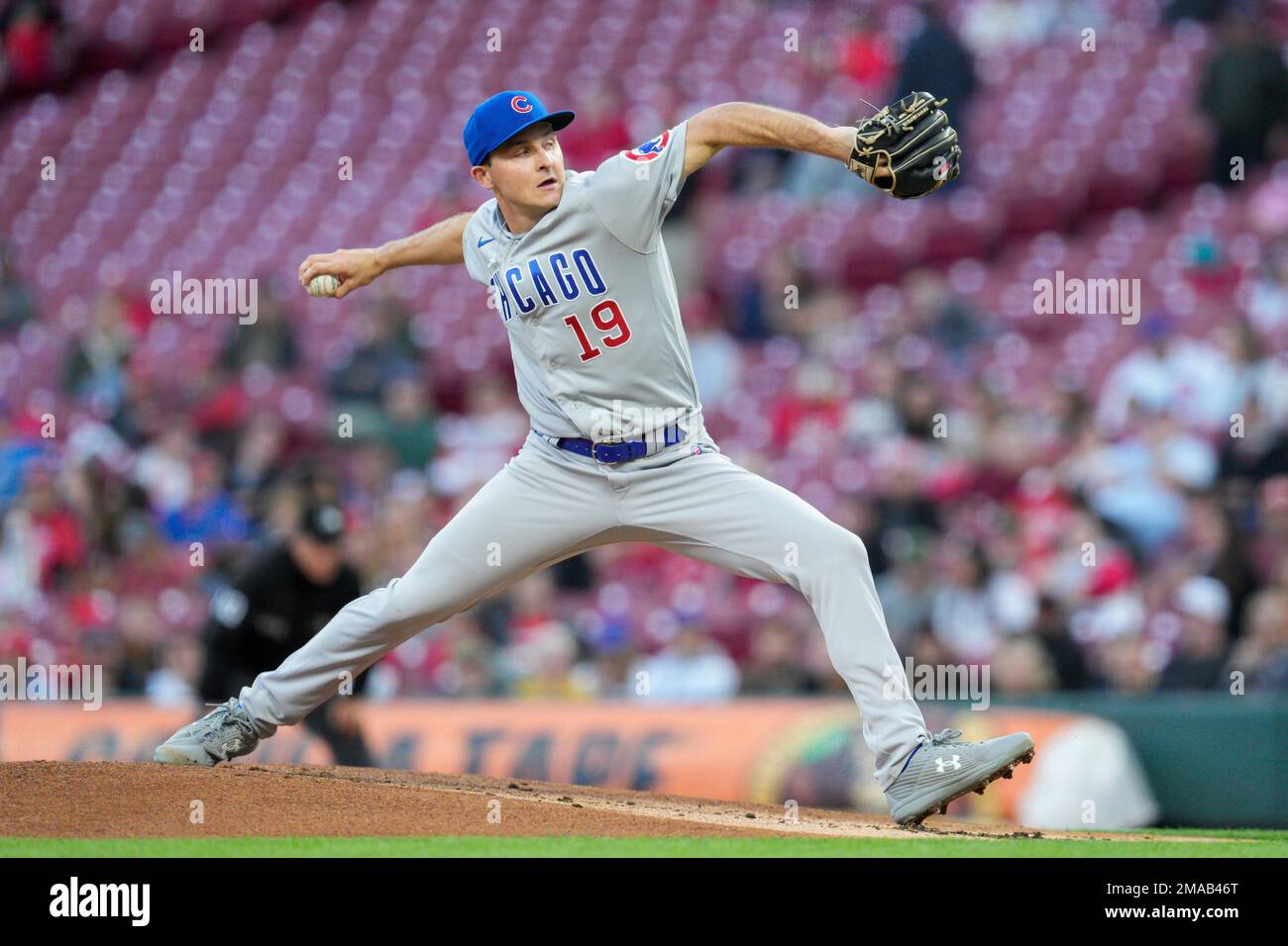 Chicago Cubs starting pitcher Hayden Wesneski (19) throws during the