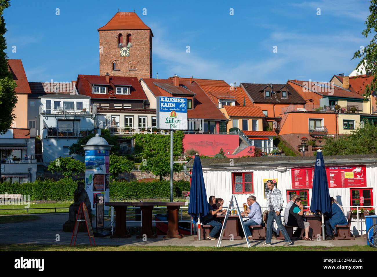 01.06.2016, Germany, Mecklenburg-Western Pomerania, Waren (Mueritz) - Snack bar with fish at the edge of the old town. 00A160601D126CAROEX.JPG [MODEL Stock Photo