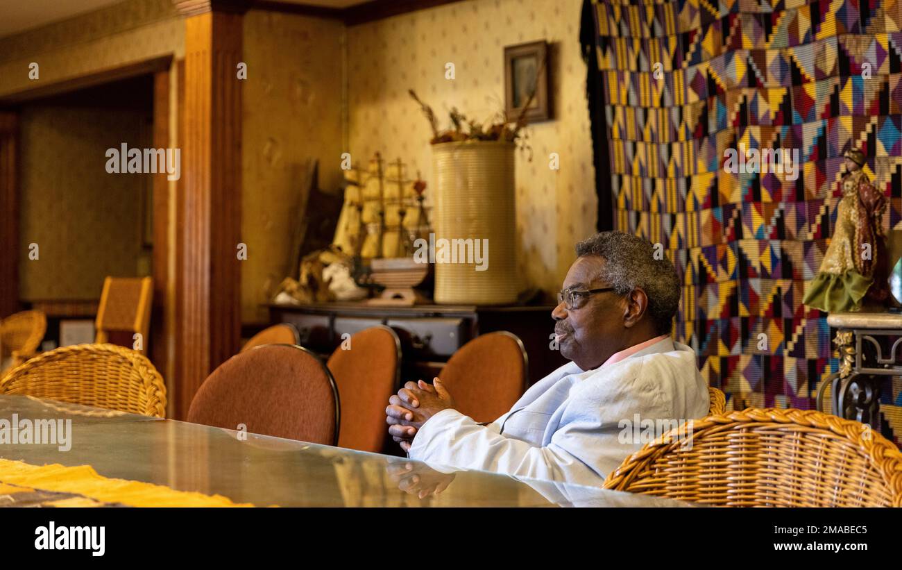 Hank Sanders discusses the 1960s civil rights movement on Tuesday, Sept