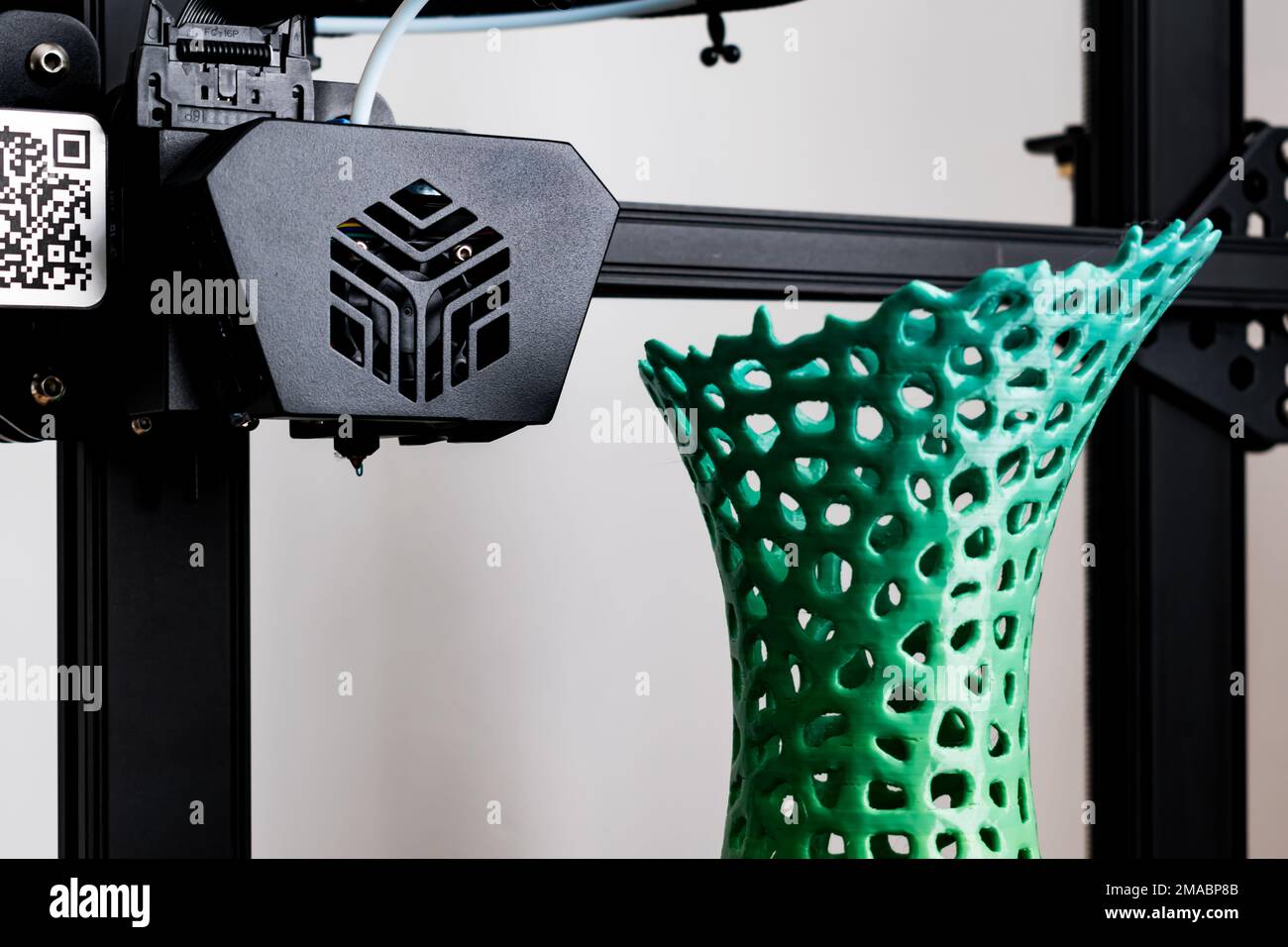 Metal plastic 3d printed hi-res stock photography and images - Alamy