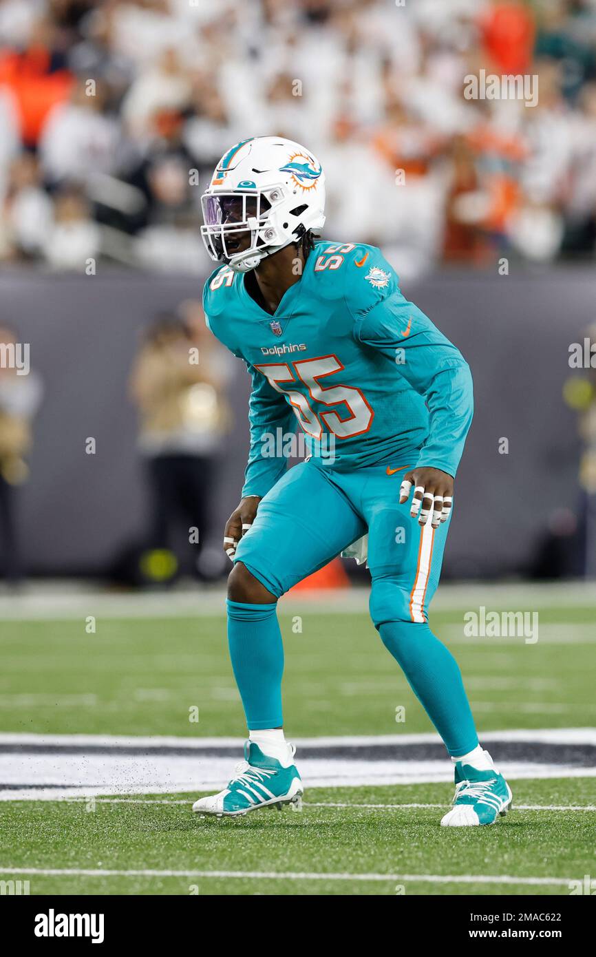 Miami Dolphins linebacker Jerome Baker (55) looks to defend during an NFL  football game against the Cincinnati Bengals on Thursday, September 29,  2022, in Cincinnati. (AP Photo/Matt Patterson Stock Photo - Alamy