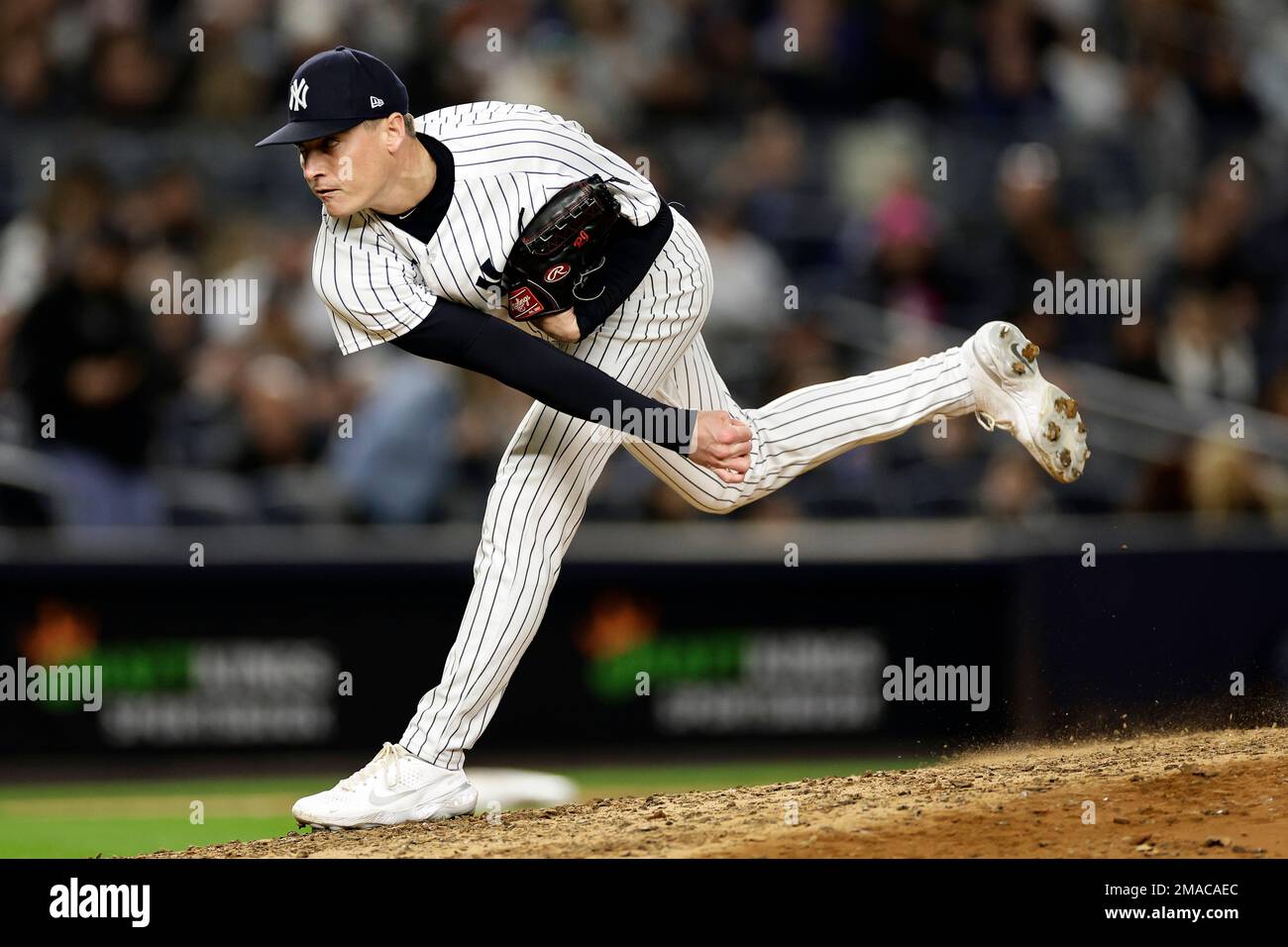 New York Yankees pitcher Ron Marinaccio throws during the sixth inning