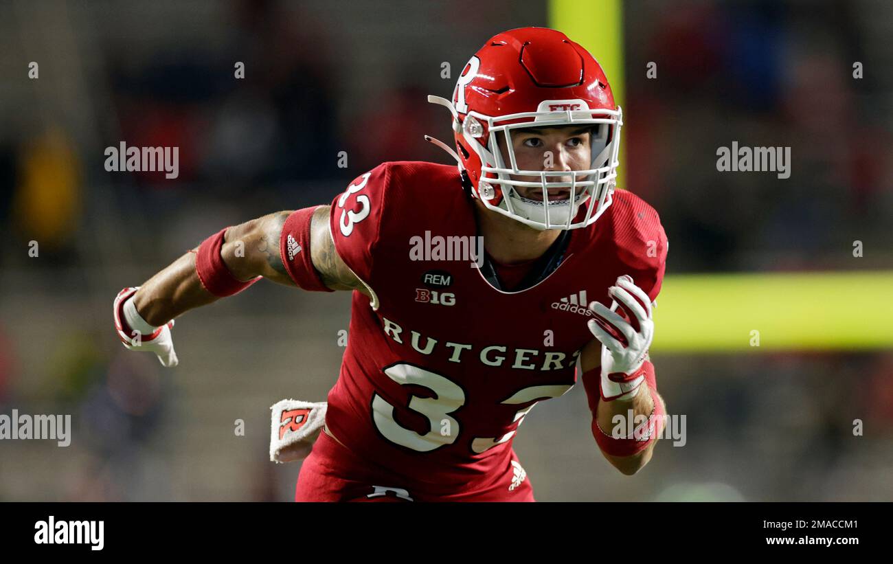 Rutgers linebacker Andrew Vince (33) in action against Iowa during an ...
